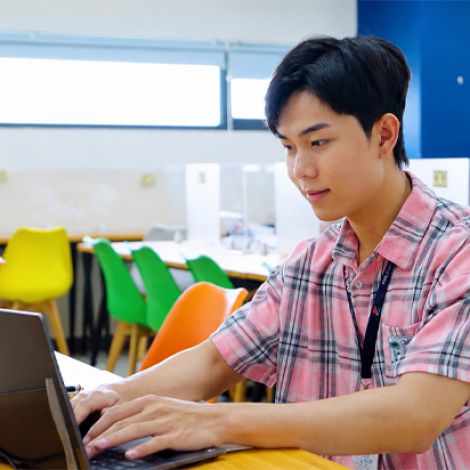 Trải nghiệm thực tiễn: Hành trình phát triển toàn diện của sinh viên HUFLIT