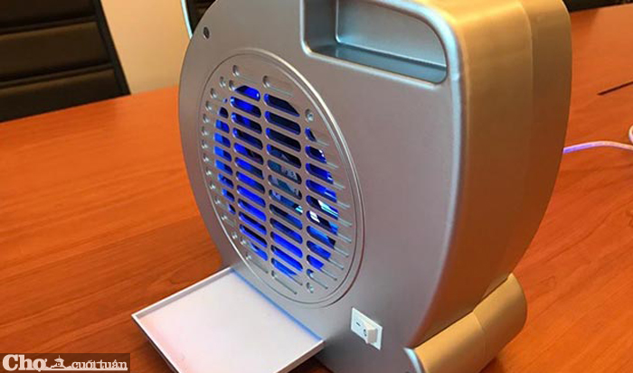 Đèn bắt muỗi diệt côn trùng Comet CM089