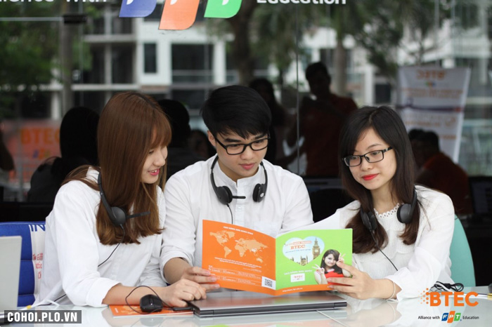 SV FPT BTEC chuyển tiếp thẳng năm cuối ĐH Oxford