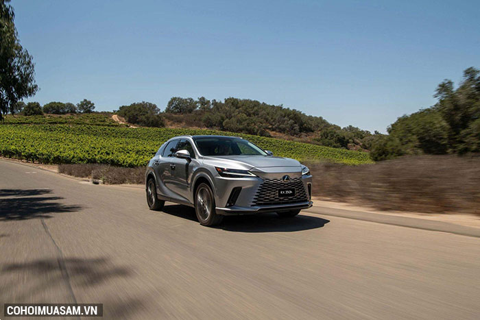 Lexus Việt Nam ra mắt thêm 2 phiên bản RX Hybrid