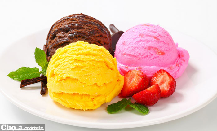 Máy làm kem tươi mini gia đình Eurohome EIM 151