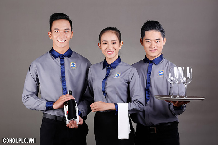Lý do giới trẻ chọn ngành quản trị nhà hàng - khách sạn