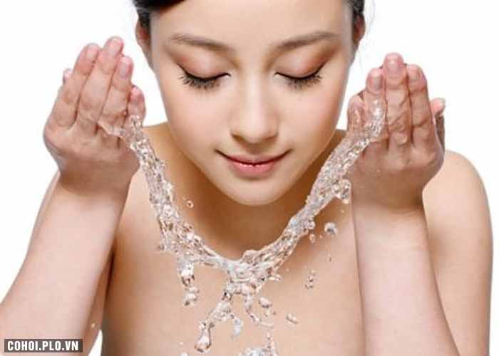 Phương pháp massage mặt cho làn da trắng hồng tại nhà