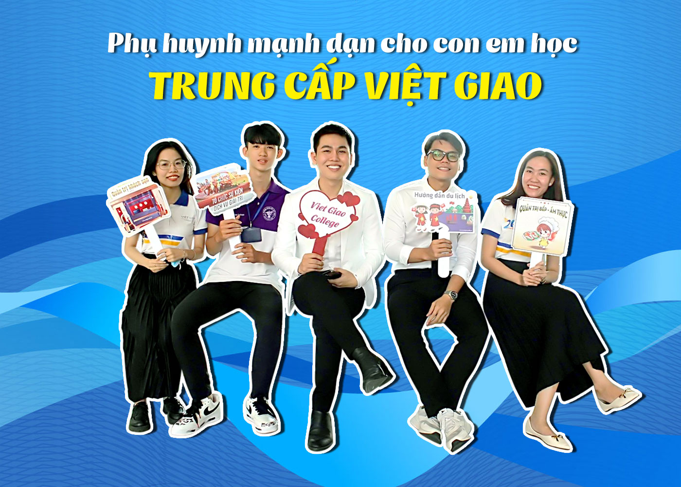Phụ huynh mạnh dạn cho con em học Trung cấp Việt Giao - Ảnh 1
