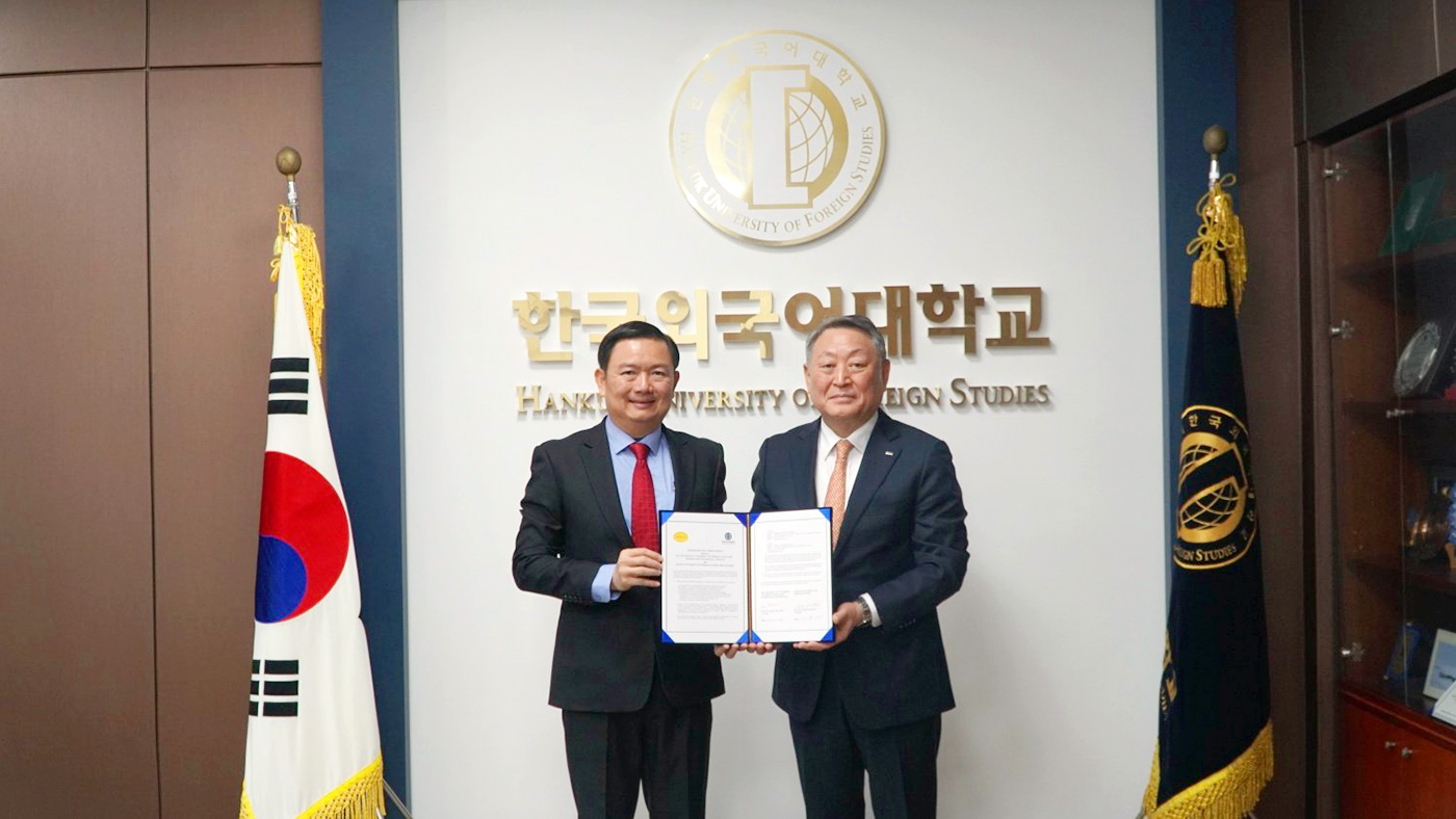 Hiệu trưởng HUFLIT ký kết MOU và thăm sinh viên trao đổi cùng các trường ĐH tại Hàn Quốc - ảnh 5