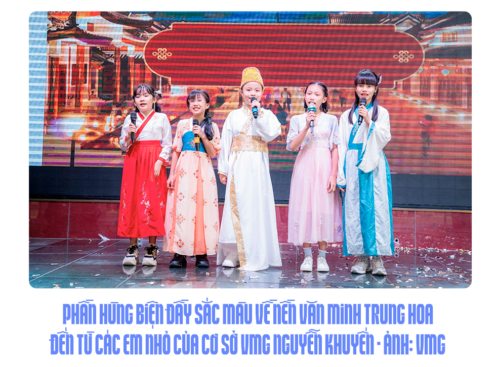 Chung kết hùng biện tiếng Anh ′Đại sứ văn minh′ - Ảnh 4 Chung kết hùng biện tiếng Anh ′Đại sứ văn minh′ - Ảnh 4
