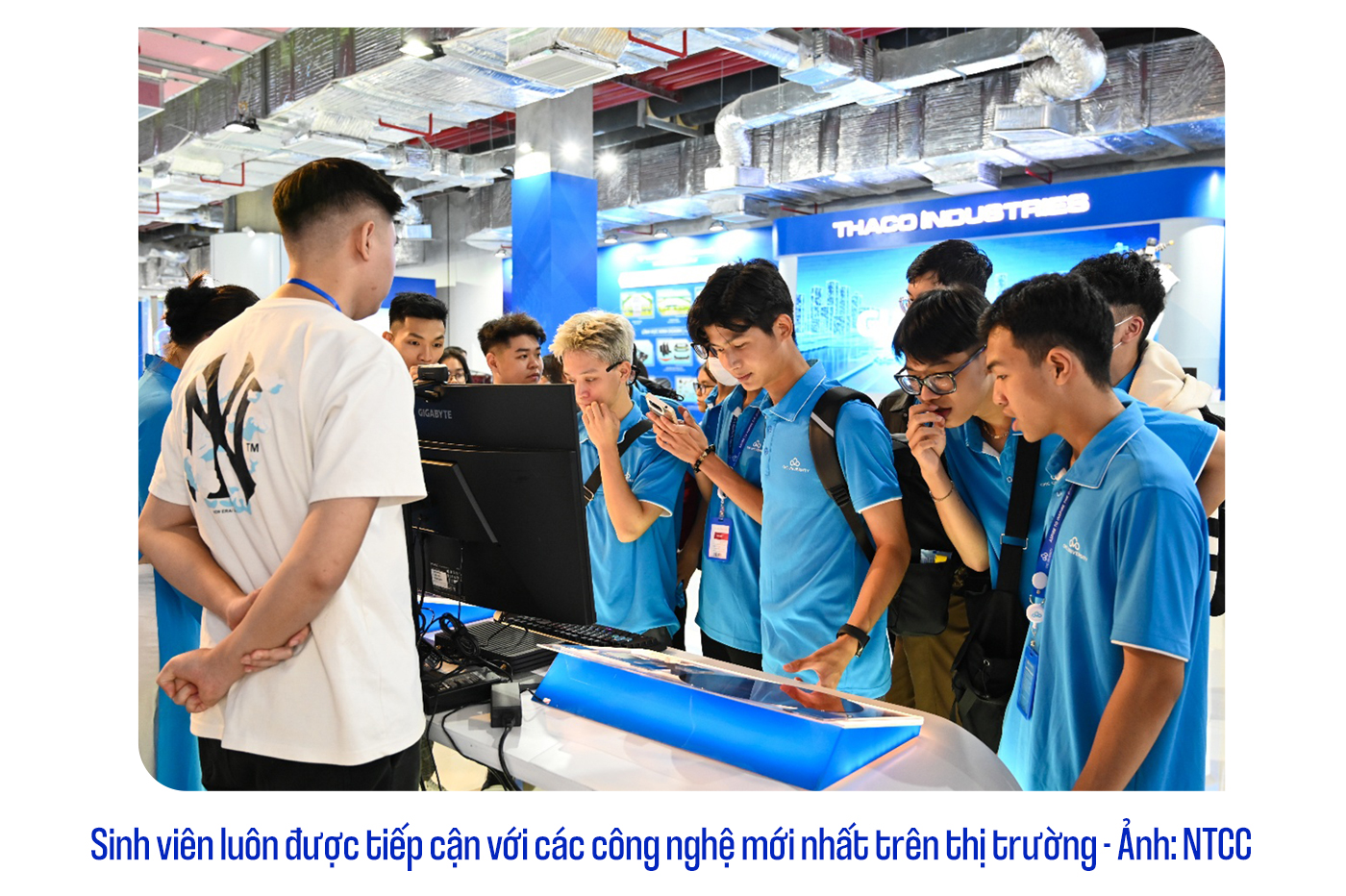 Trường Đại học CMC xét tuyển bổ sung 300 chỉ tiêu năm 2025 - Ảnh 6 Trường Đại học CMC xét tuyển bổ sung 300 chỉ tiêu năm 2025 - Ảnh 6