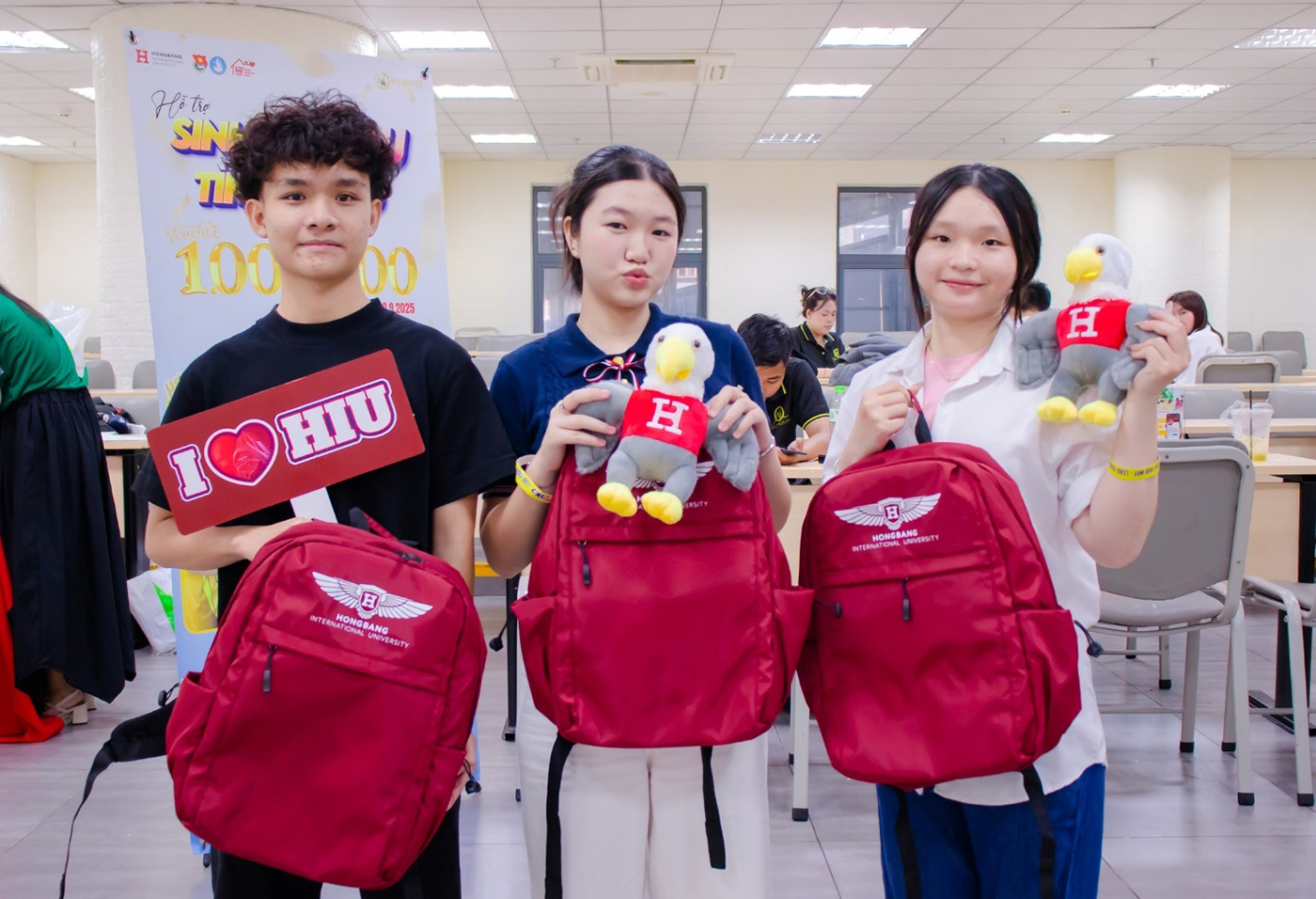 HIU xét tuyển bổ sung - Quà đặc biệt tặng tân sinh viên dịp 2/9 - Ảnh 9