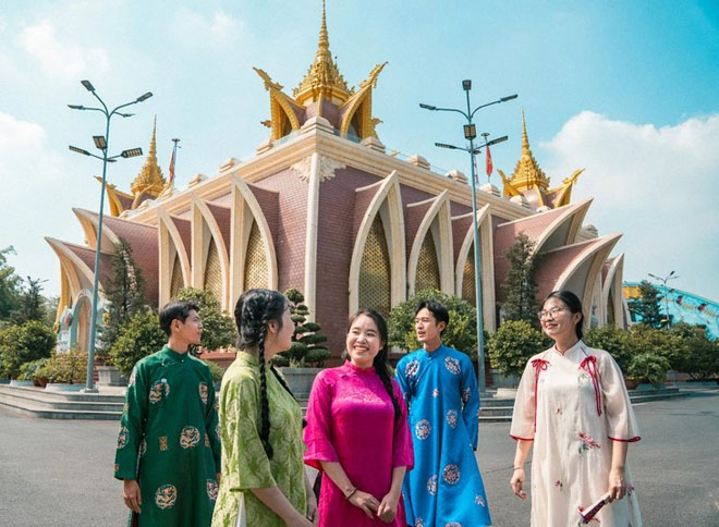 Lễ hội mùa xuân ′Tết người Việt - Ký ức trăm năm′