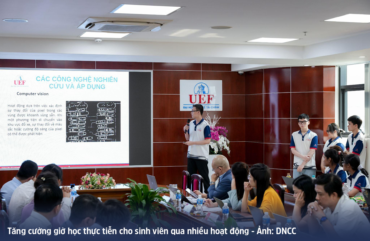 Thí sinh có cơ hội nhận học bổng sớm ngành công nghệ thông tin UEF - Ảnh 6
