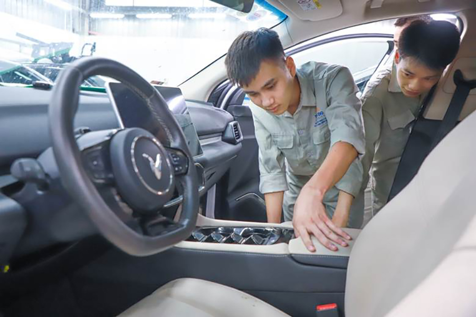 AI bùng nổ: chọn khối ngành công nghệ nào để không bị thay thế? - Ảnh 7 AI bùng nổ: chọn khối ngành công nghệ nào để không bị thay thế? - Ảnh 7