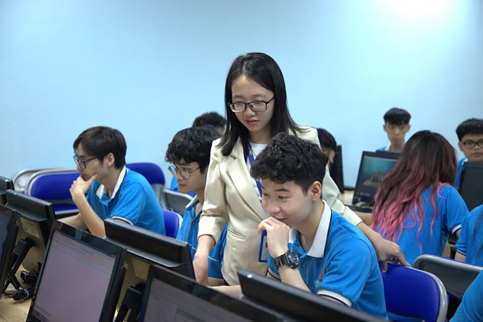 AI bùng nổ: chọn khối ngành công nghệ nào để không bị thay thế? - Ảnh 8 AI bùng nổ: chọn khối ngành công nghệ nào để không bị thay thế? - Ảnh 8