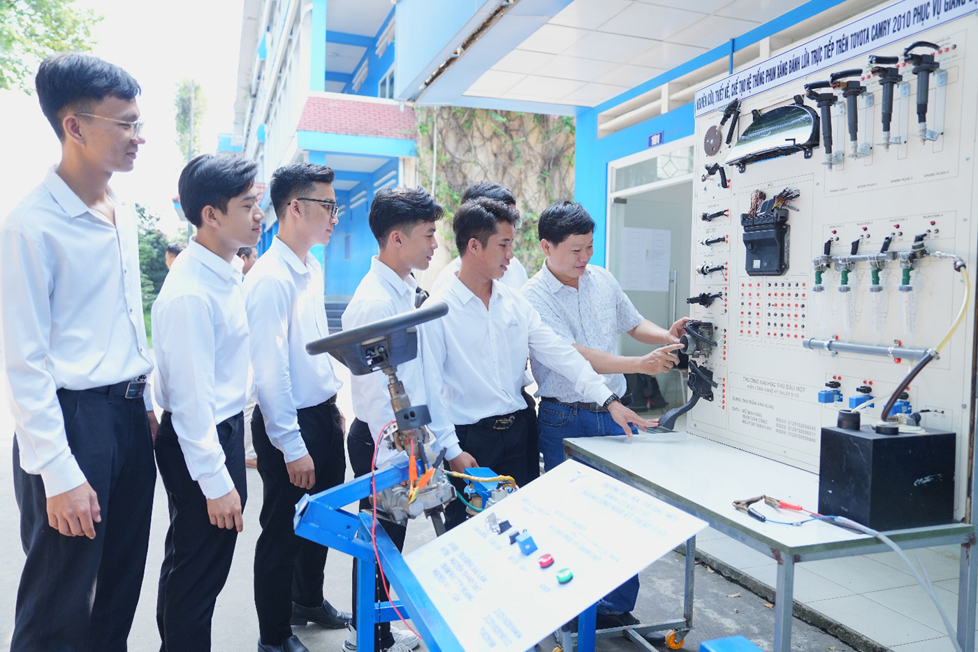 Trường đại học Thủ Dầu Một tuyển sinh 50 ngành chính quy năm 2026 - Ảnh 6 Trường đại học Thủ Dầu Một tuyển sinh 50 ngành chính quy năm 2026 - Ảnh 6