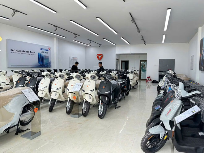 Yadea hỗ trợ người dùng chuyển đổi từ xăng sang xe điện