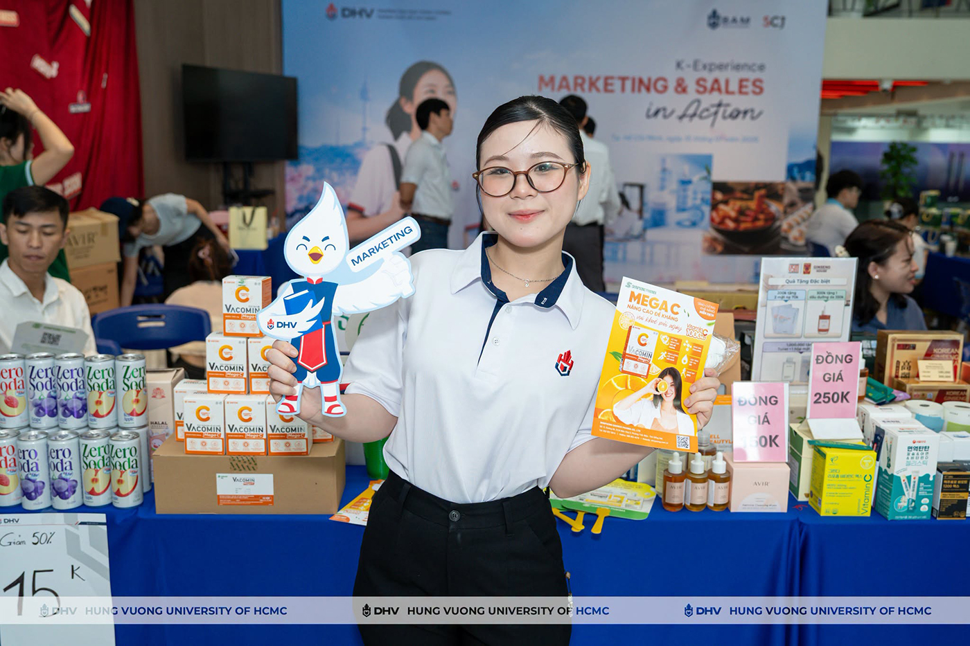 Tại DHV, bài tập cuối kỳ có thể trở thành dự án đầu tiên trong CV của bạn - Ảnh 5 Tại DHV, bài tập cuối kỳ có thể trở thành dự án đầu tiên trong CV của bạn - Ảnh 5