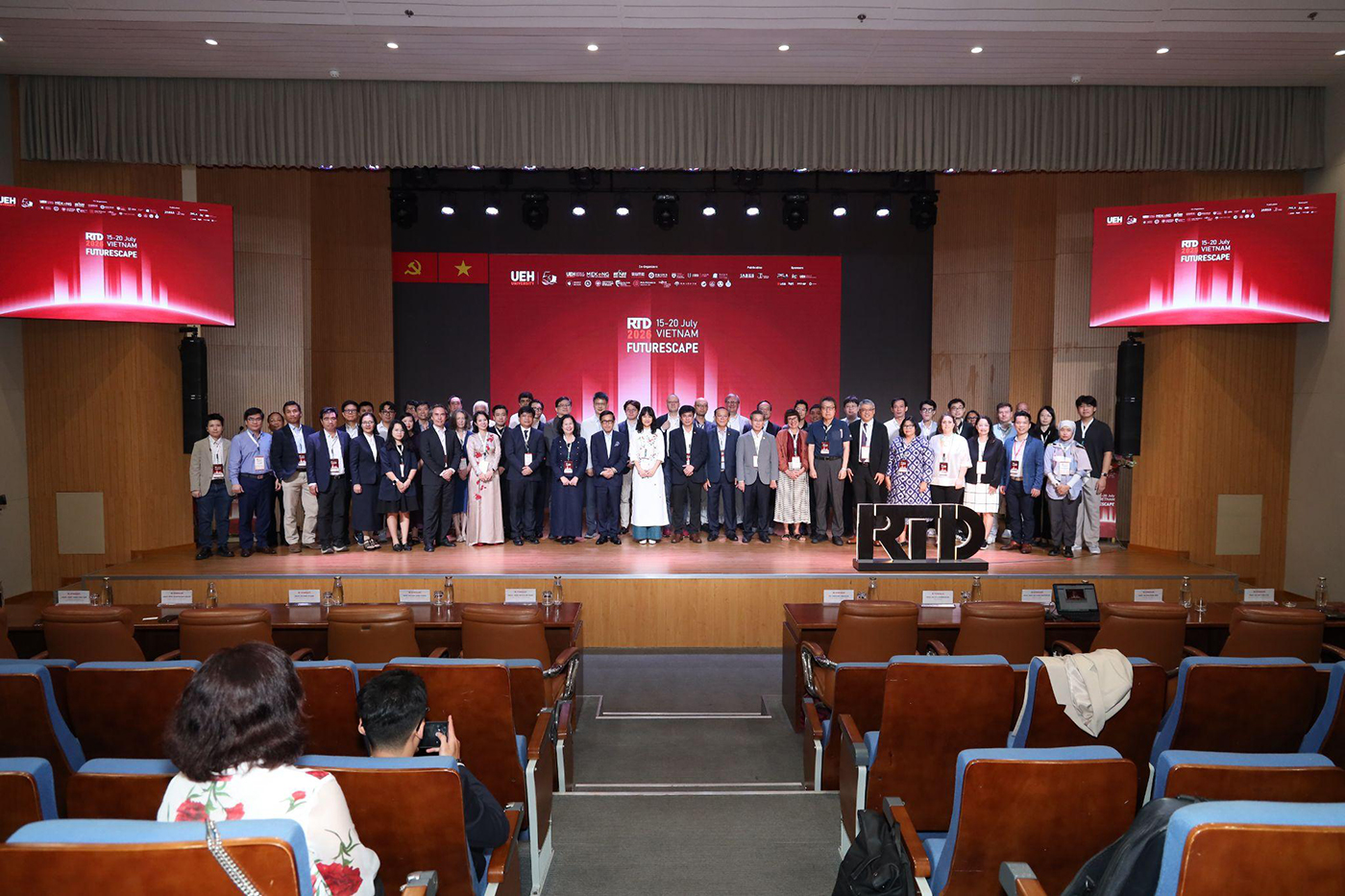 50 năm UEH: Chuỗi hội thảo kết nối những nhà khoa học hàng đầu thế giới - Ảnh 2