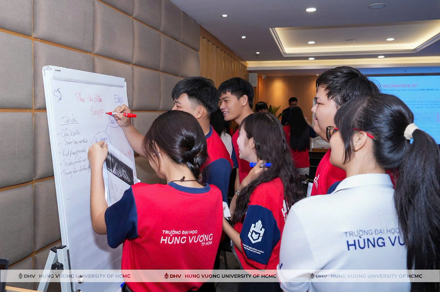 Phụ huynh hiện đại chọn gì: Học phí kỳ đầu hay trường đồng hành đường dài? - Ảnh 4