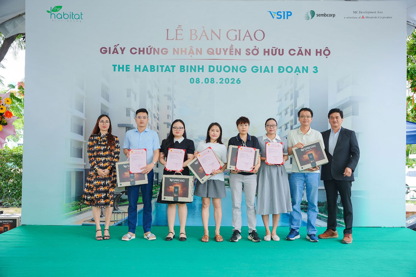 The Habitat Bình Dương trao sổ hồng cho cư dân sau 6 tháng bàn giao The Habitat Bình Dương trao sổ hồng cho cư dân sau 6 tháng bàn giao