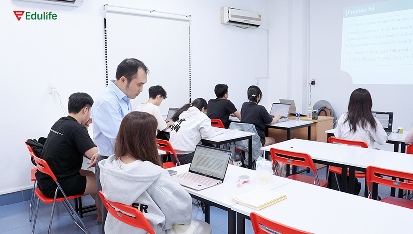 Luyện thi VSTEP, APTIS ở đâu tại TP.HCM? - Ảnh 6 Luyện thi VSTEP, APTIS ở đâu tại TP.HCM? - Ảnh 6