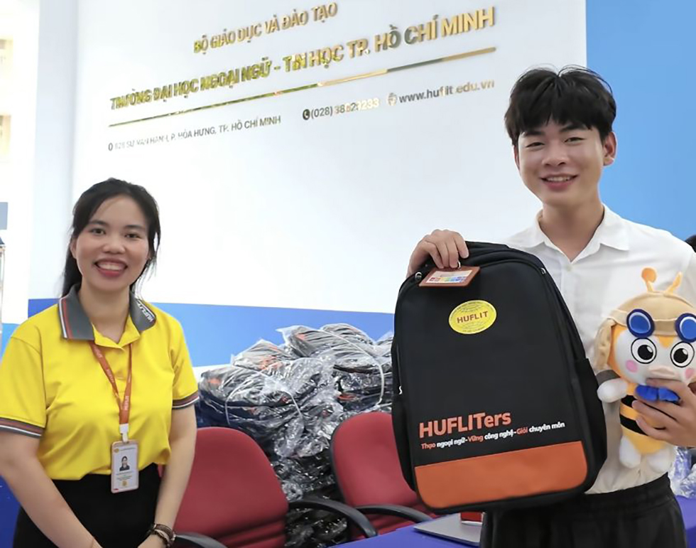 HUFLIT mở lối để người trẻ đi xa hơn những gì họ từng nghĩ - Ảnh 4