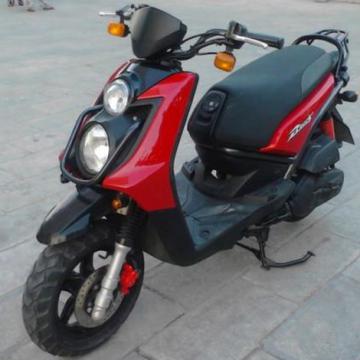 Xe Yamaha BWS 125cc màu đỏ đen