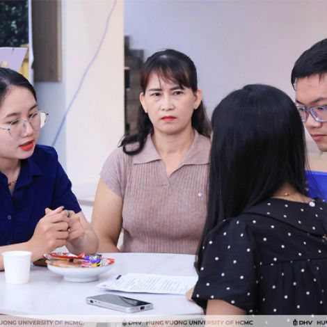 Phụ huynh hiện đại chọn gì: Học phí kỳ đầu hay trường đồng hành đường dài?