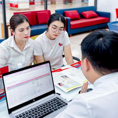 UEF song hành cùng thí sinh đặt nguyện vọng 1