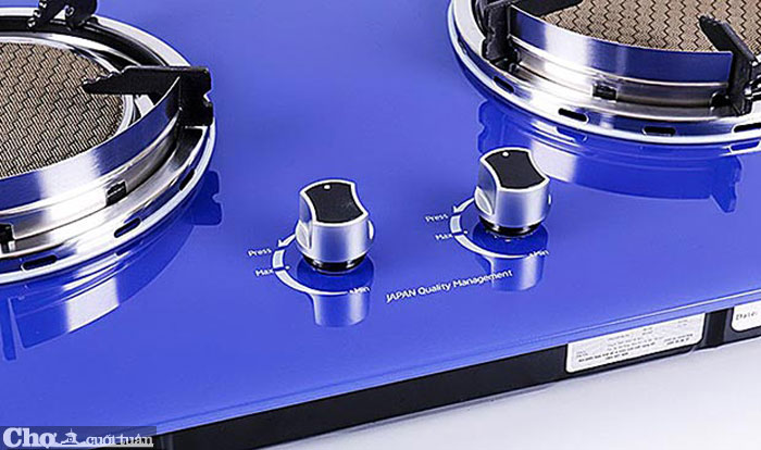 Bếp gas âm hồng ngoại Taka BG02B