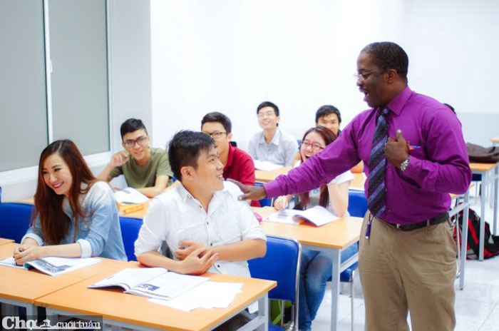 Định vị tương lai với ngành Quan hệ công chúng tại UEF