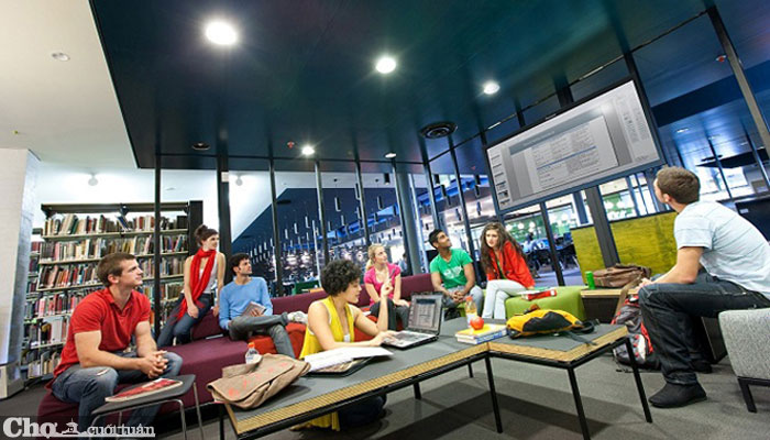 Chương trình Cử nhân Truyền thông chuyên ngành Báo chí – ĐH Deakin (Úc)