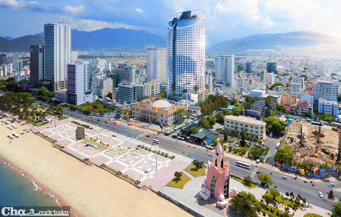 Trải nghiệm với hồ bơi vô cực đáy kính tại Panorama Nha Trang