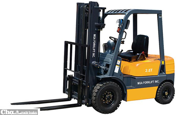 Xe nâng diesel MGA 2,5 tấn 2 khúc 3m