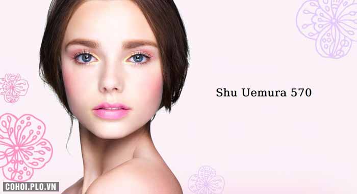 Cách đánh son lòng môi giúp môi mềm mại hơn