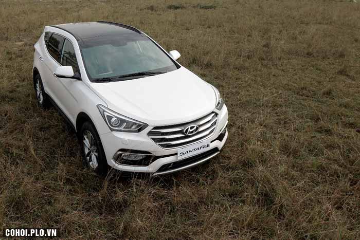 Hyundai SantaFe 2017 khuyến mãi giảm giá đến 230 triệu đồng