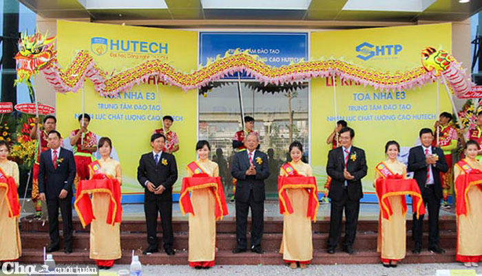 TT đào tạo nhân lực chất lượng cao HUTECH chính thức hoạt động