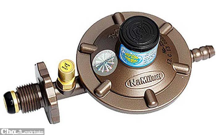Bếp gas âm hồng ngoại Taka BG02B