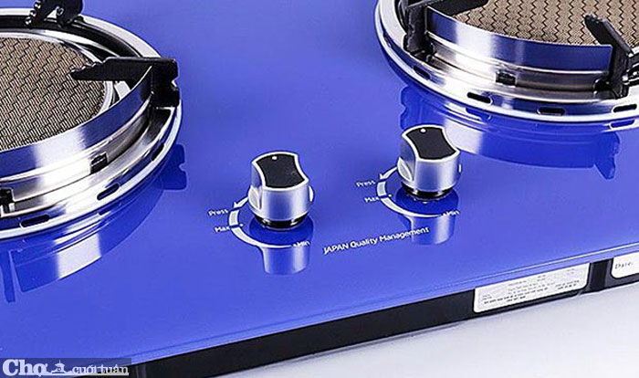 Bếp gas âm hồng ngoại Taka BG02B