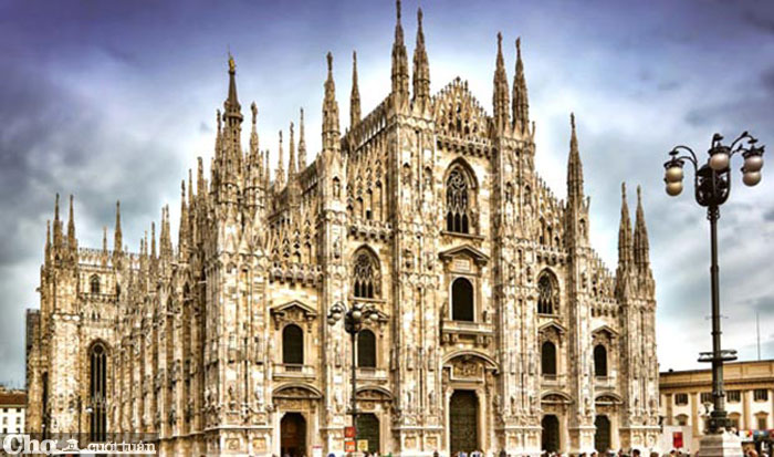 Du lịch Thụy Sĩ, Ý, Pháp, Tây Ban Nha 12 ngày