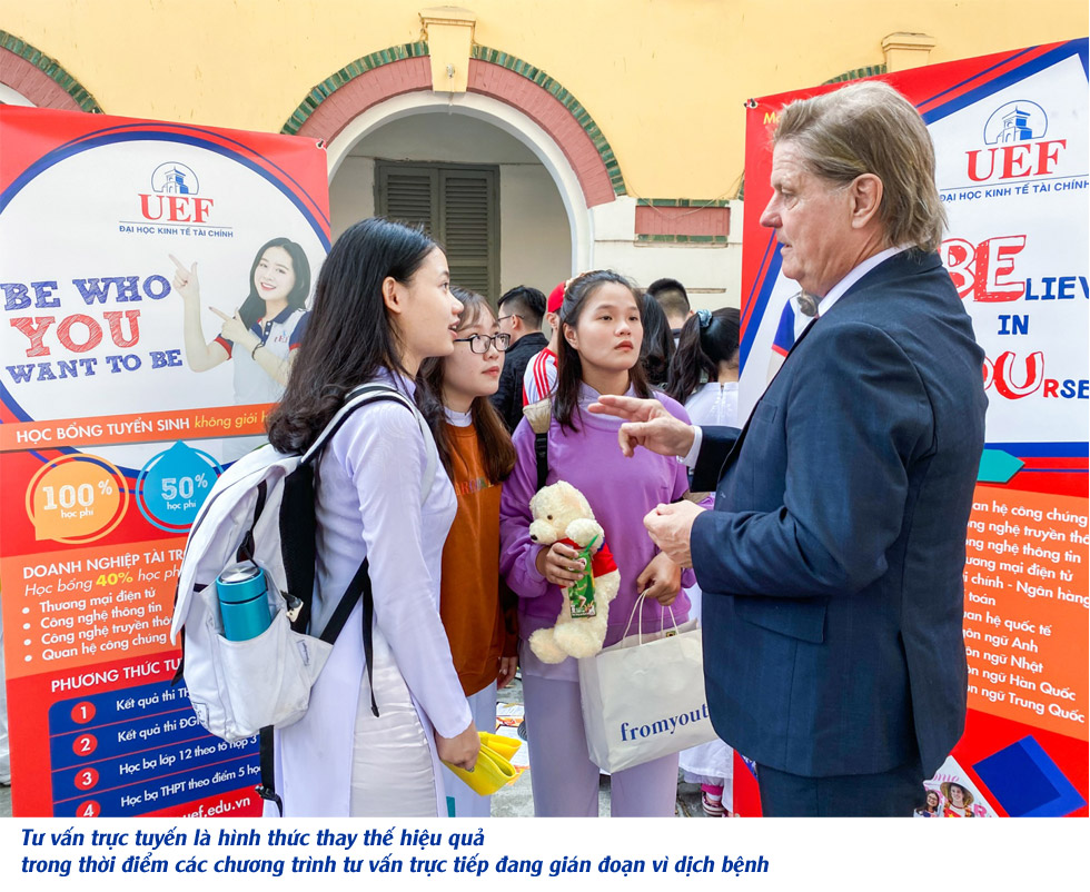 Đội ngũ tư vấn uy tín tham gia chương trình Tư vấn tuyển sinh trực tuyến của UEF - Ảnh 2 Đội ngũ tư vấn uy tín tham gia chương trình Tư vấn tuyển sinh trực tuyến của UEF - Ảnh 2