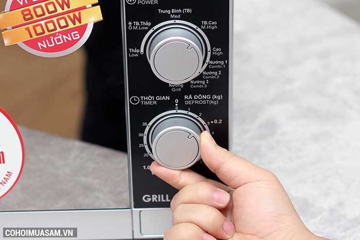 Xả kho lò vi sóng có nướng Sharp R-G223VN-SM giá từ 1,485 triệu - Ảnh 8 Xả kho lò vi sóng có nướng Sharp R-G223VN-SM giá từ 1,485 triệu - Ảnh 8