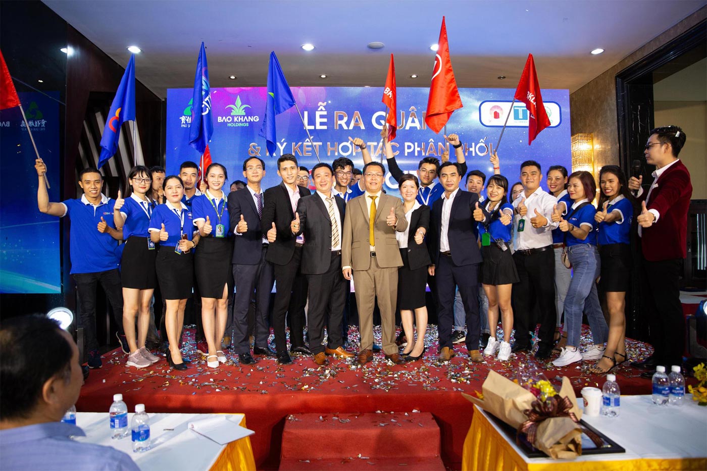 Bùng nổ sự kiện ra quân dự án căn hộ COSMO City - Ảnh 5 Bùng nổ sự kiện ra quân dự án căn hộ COSMO City - Ảnh 5