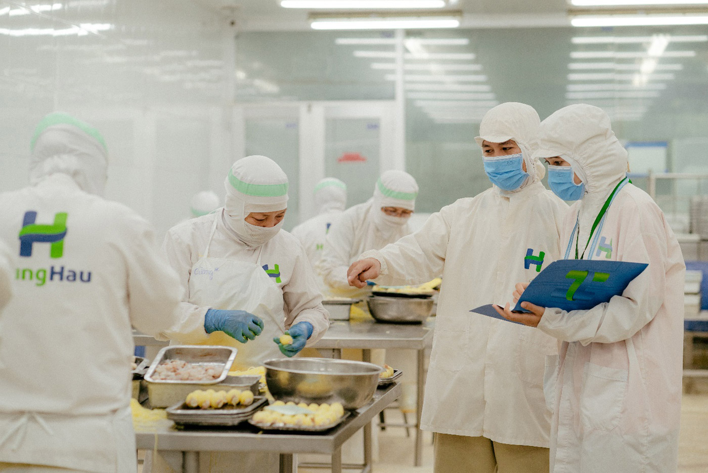Trường ĐH Văn Hiến công bố gói hỗ trợ học tập 'khủng' dành cho thí sinh - Ảnh 9 Trường ĐH Văn Hiến công bố gói hỗ trợ học tập 'khủng' dành cho thí sinh - Ảnh 9