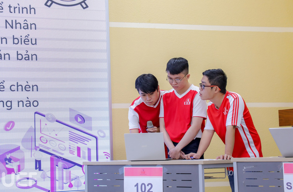 Học đại học là hành trình tìm về đứa trẻ bên trong của mỗi cá nhân gen Z - Ảnh 5 Học đại học là hành trình tìm về đứa trẻ bên trong của mỗi cá nhân gen Z - Ảnh 5