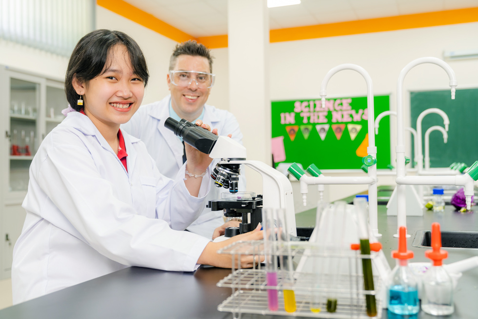 Khám phá bí quyết giỏi tiếng Anh chuẩn Gen Z của học sinh Royal School - Ảnh 2 Khám phá bí quyết giỏi tiếng Anh chuẩn Gen Z của học sinh Royal School - Ảnh 2