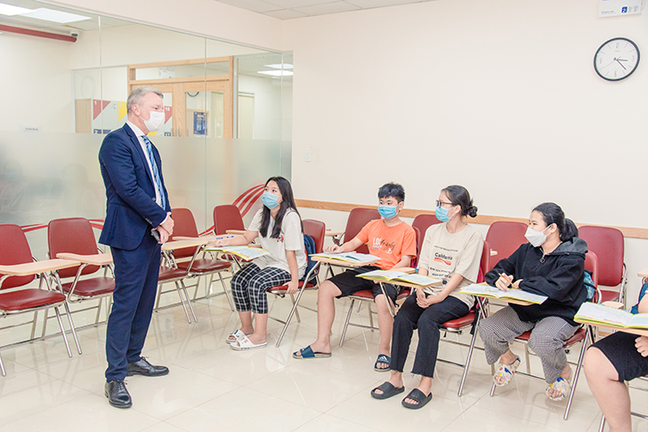 VUS được công nhận đạt chuẩn chất lượng quốc tế bởi NEAS năm thứ 5 liên tiếp - Ảnh 6 VUS được công nhận đạt chuẩn chất lượng quốc tế bởi NEAS năm thứ 5 liên tiếp - Ảnh 6