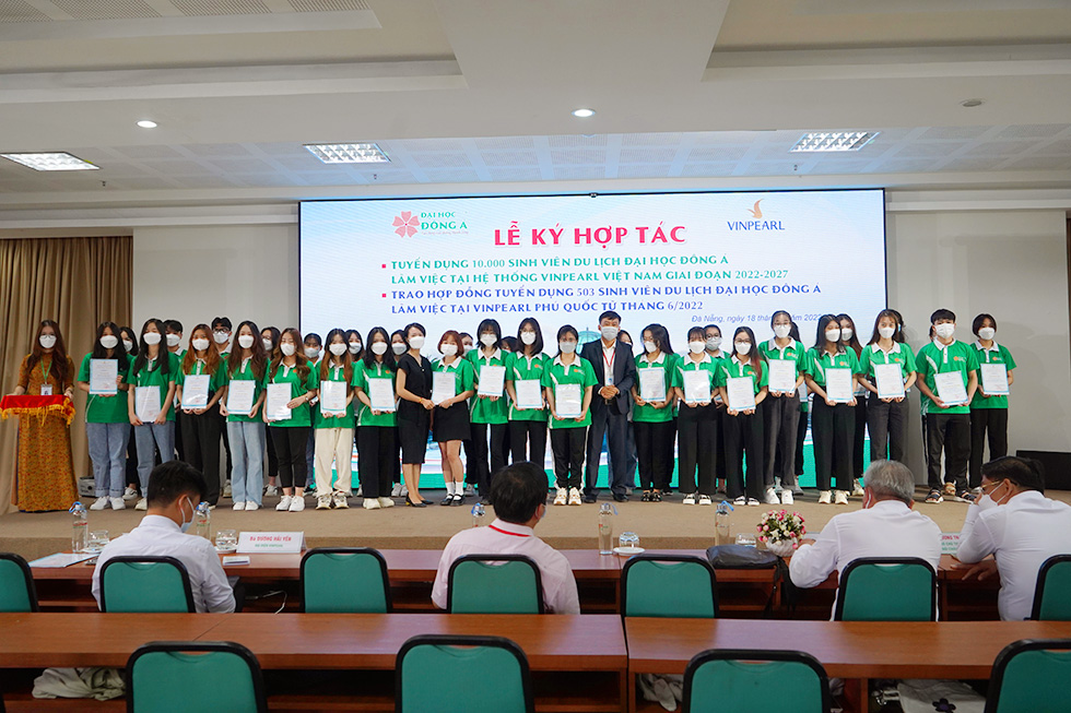 Sinh viên quản trị nhà hàng & dịch vụ ăn uống và những giờ học ′không giảng đường′ - Ảnh 3 Sinh viên quản trị nhà hàng & dịch vụ ăn uống và những giờ học ′không giảng đường′ - Ảnh 3