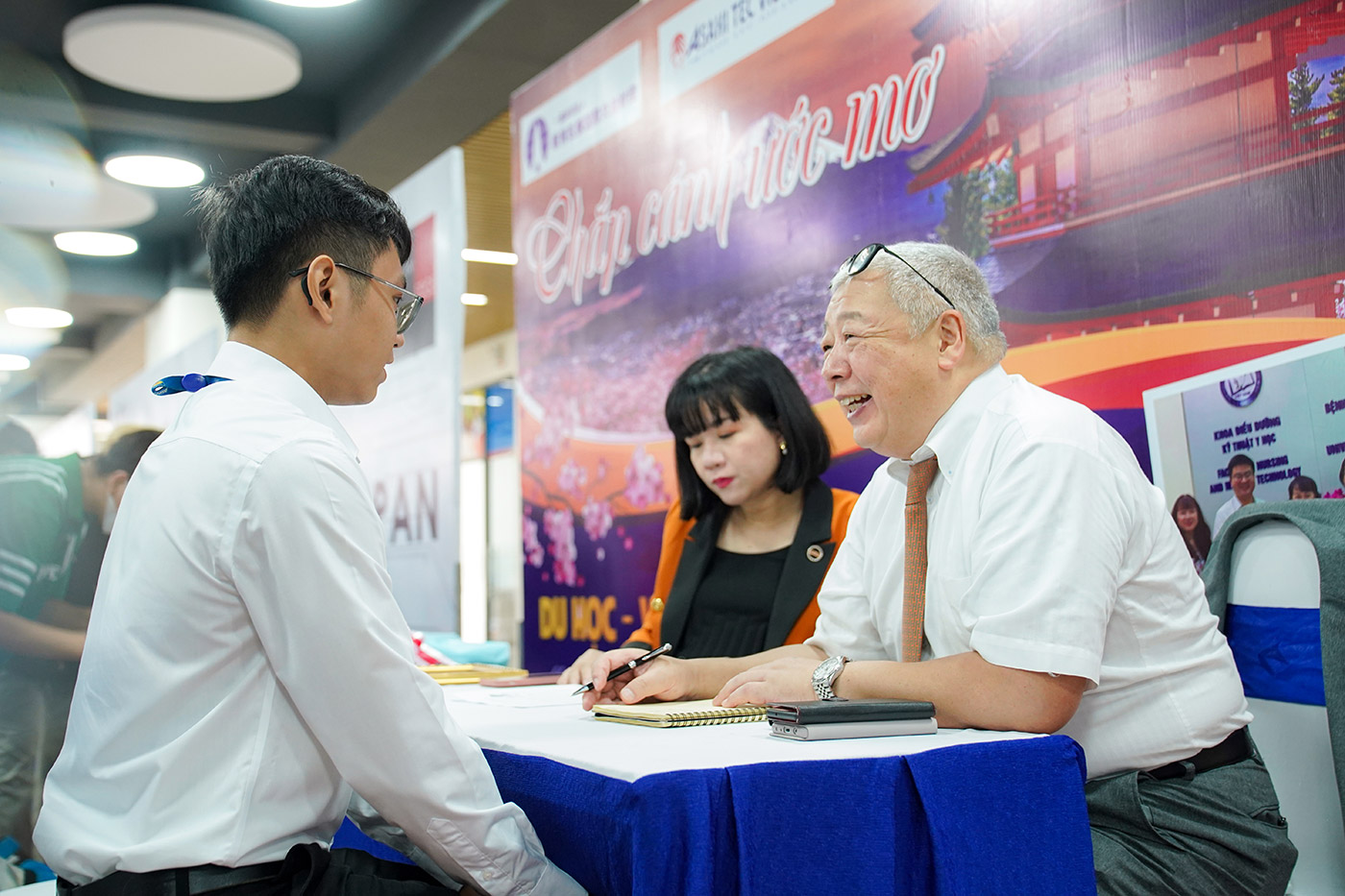Sẵn sàng có việc tại doanh nghiệp Nhật Bản với chương trình Việt - Nhật HUTECH - ảnh 6 Sẵn sàng có việc tại doanh nghiệp Nhật Bản với chương trình Việt - Nhật HUTECH - ảnh 6