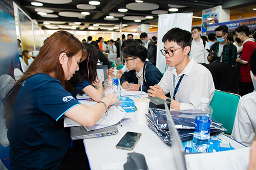 Mời doanh nghiệp tham gia Ngày hội HUTECH IT Open Day 2024 - ảnh 4 Mời doanh nghiệp tham gia Ngày hội HUTECH IT Open Day 2024 - ảnh 4