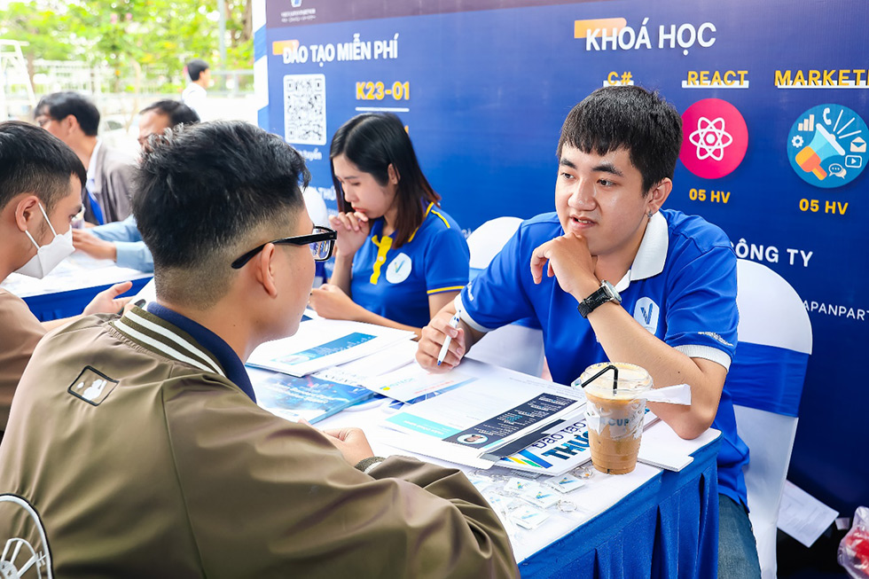 Mời doanh nghiệp tham gia Ngày hội HUTECH IT Open Day 2024 - ảnh 2 Mời doanh nghiệp tham gia Ngày hội HUTECH IT Open Day 2024 - ảnh 2