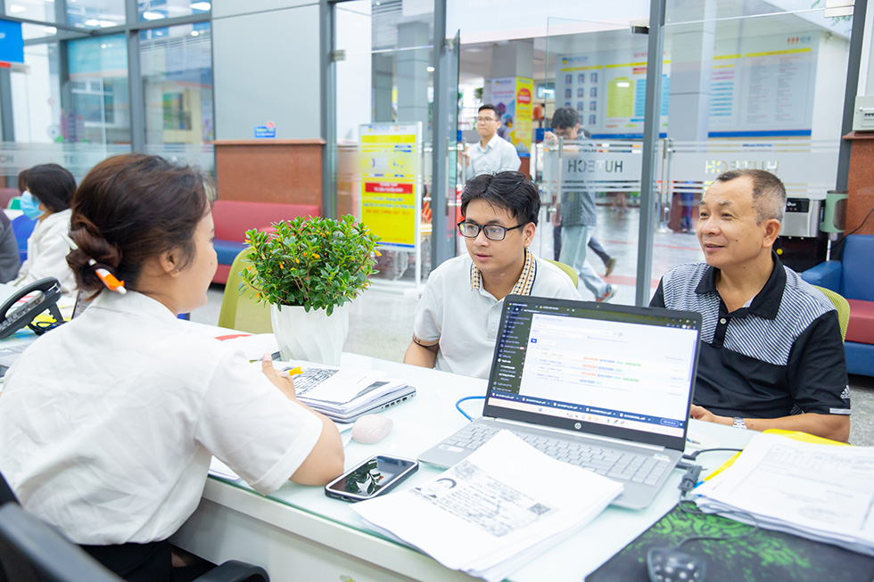 HUTECH nhận hồ sơ xét tuyển học bạ: Từ 18-24 điểm - ảnh 2 HUTECH nhận hồ sơ xét tuyển học bạ: Từ 18-24 điểm - ảnh 2